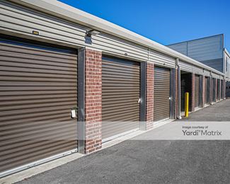 Photo 3 of Extra Space Storage - 1610 Woodstone Drive, St Peters, MO