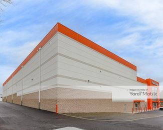 Photo 4 of Public Storage - 1825 Plainfield Pike, Johnston, RI