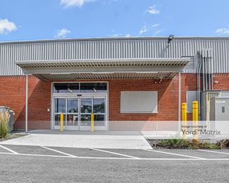 Photo 2 of MyPlace Self Storage - 60 North Fearing Blvd, Toledo, OH