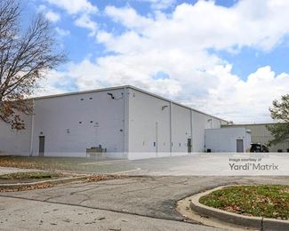 Photo 4 of Extra Space Storage - 10800 Pflumm Road, Lenexa, KS