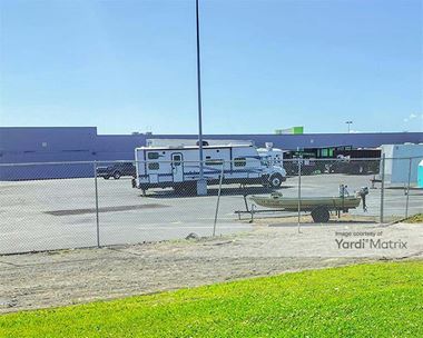 Storage Units for Rent available at 2701 Belle Chasse Hwy, Gretna, LA 70056