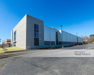 Photo 2 of Storage Center, The - 5035 Warden Road, North Little Rock, AR