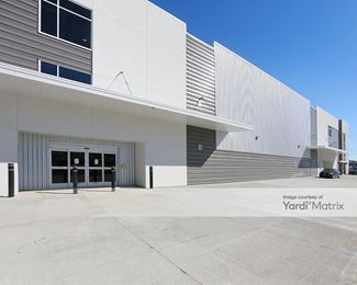Photo 5 of Storage Center, The - 5035 Warden Road, North Little Rock, AR