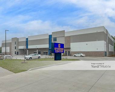 Storage Units for Rent available at 3701 Bienville Blvd, Ocean Springs, MS 39564