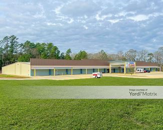 Photo 2 of Beacon Storage - 1501 Walton Avenue, Wiggins, MS