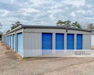 Photo 2 of Wiggins Self Storage - 730 North Magnolia Drive, Wiggins, MS