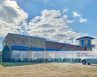 Photo 5 of US Storage Centers - 2430 Madison Street, Clarksville, TN