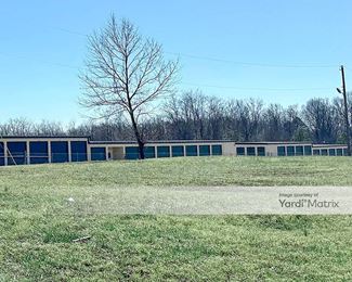 Photo 3 of CubeSmart Self Storage - 528 Dover Road, Clarksville, TN