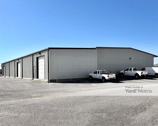 Photo 3 of Modern Mini-Storage - 416 Tiny Town Road, Clarksville, TN