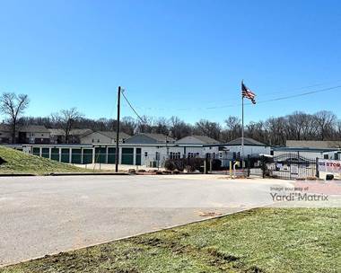 Storage Units for Rent available at 1280 Parkway Place, Clarksville, TN 37042