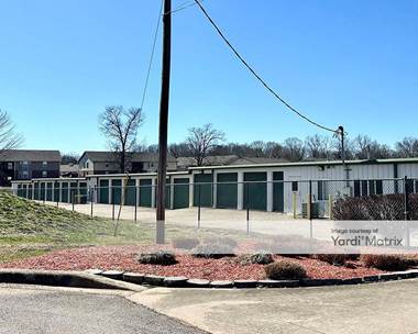 Storage Units for Rent available at 1280 Parkway Place, Clarksville, TN 37042