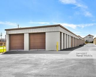Photo 3 of Parkway Self Storage - 101 Lacy Lane, Hopkinsville, KY