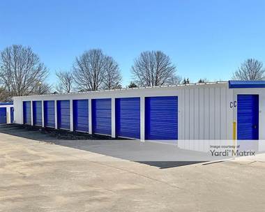 Storage Units for Rent available at 3865 Trenton Road, Clarksville, TN 37040