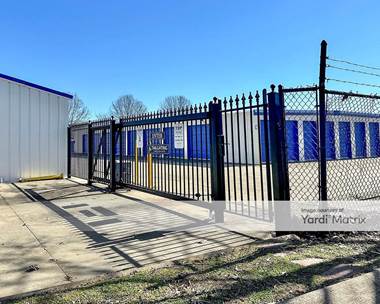 Storage Units for Rent available at 3865 Trenton Road, Clarksville, TN 37040