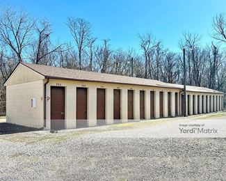 Photo 2 of Rent-A-Space - 40 Taylor Road, Clarksville, TN