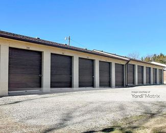 Photo 4 of Rent-A-Space - 40 Taylor Road, Clarksville, TN