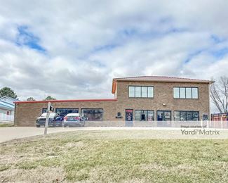 Photo 4 of Clarksville Self Storage - 2732 Trenton Road, Clarksville, TN