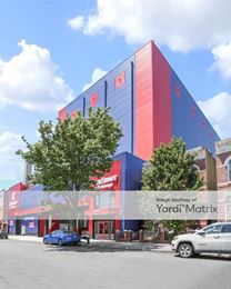 Photo 4 of CubeSmart Self Storage - 34-38 38th Street, Long Island City, NY