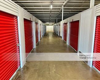 Photo 2 of CubeSmart Self Storage - 1886 Fort Campbell Blvd, Clarksville, TN