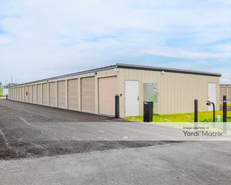 Photo 4 of Lakestone Storage - 275 US 12, Cambridge, WI
