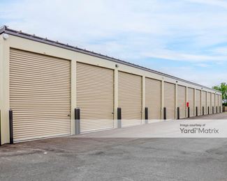 Photo 5 of Lakestone Storage - 275 US 12, Cambridge, WI