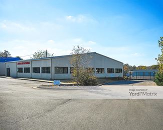 Photo 2 of Storage Sense - 3211 Memorial Pkwy NW, Huntsville, AL