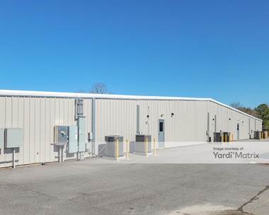 Storage Units for Rent available at 11967 Airport Blvd, Mobile, AL 36608