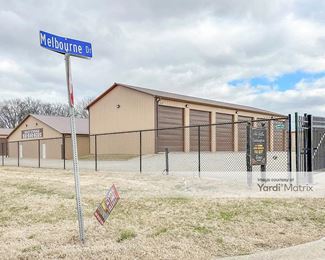Photo 2 of Select Storage - 107 Melbourne Drive, Clarksville, TN