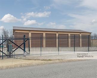 Photo 4 of Select Storage - 107 Melbourne Drive, Clarksville, TN