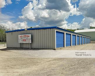 Photo 2 of A B-s Storage - 522 West 12th Street, St Charles, MN