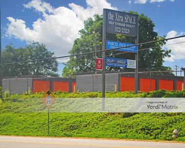 Storage Units for Rent available at 1045 2nd Avenue NW, Hickory, NC 28601