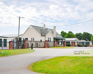 Photo 4 of Heritage Self-Storage - 2982 South US 321 Hwy, Newton, NC