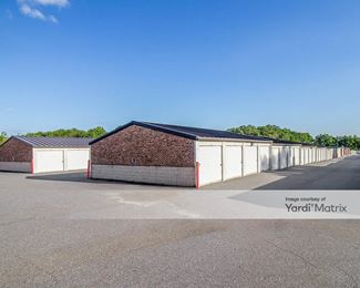 Photo 4 of Extra Space Storage - 6477 East NC 150 Hwy, Sherrills Ford, NC