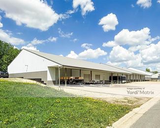 Photo 3 of Storage Near Me - 50 5th St SW, Plainview, MN