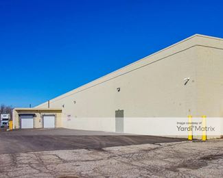 Photo 3 of Q Space Storage - 1145 North Belsay Road, Burton, MI