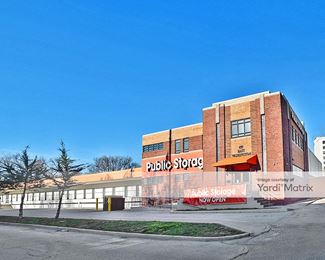 Photo 1 of Extra Space Storage - 675 East Washington Street, Indianapolis, IN