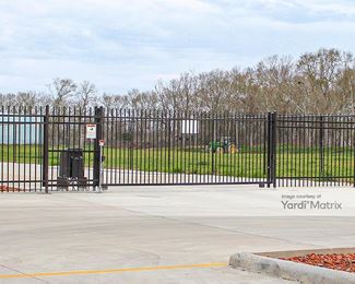 Photo 2 of Save It Self Storage - 555 Ridge Road, Lafayette, LA