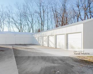 Photo 2 of I-70 Mini Storage - 319 Nebraska Avenue, Columbia, MO