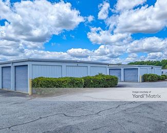 Photo 4 of Woodridge Mini Storage - 2088 Allen Road, Greenville, NC