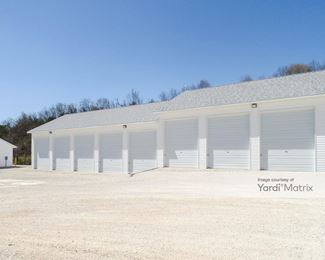 Photo 3 of Braun Storage - 2900 Renns Lake Road, Jefferson City, MO