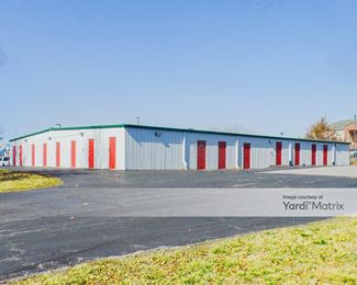 Photo 5 of StorageMart - 4000 South Providence Road, Columbia, MO