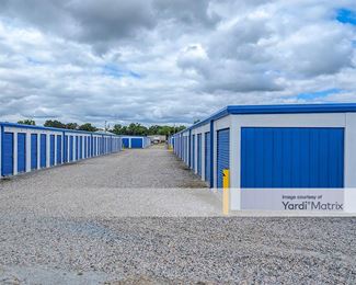 Photo 3 of Crown Self Storage - 2507 West 5th Street, Washington, NC
