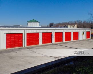 Photo 3 of StorageMart - 3500 Interstate 70 Drive SE, Columbia, MO