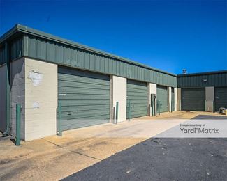 Photo 4 of Ample Storage - 3213 Airport Blvd, Wilson, NC