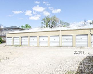 Photo 3 of Apache U-Store-It - 602 Geld Street, Jefferson City, MO