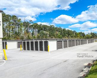 Photo 2 of Semper Fi Vehicle-Self Storage Inc - 2757 Piney Green Road, Midway Park, NC
