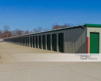Photo 2 of StorageMart - 1500 Creekwood Pkwy, Columbia, MO