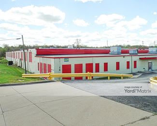 Photo 1 of 10 Federal Self Storage - 2601 Industrial Drive, Jefferson City, MO