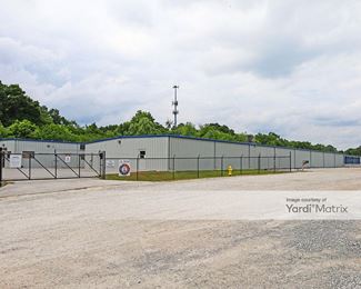 Photo 3 of FreeUp Storage - 6909 Outdoor Lane, Hixson, TN