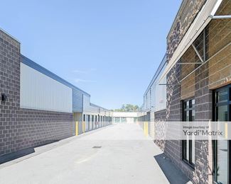 Photo 2 of Pinnacle Storage - 5476 US 70 Hwy, Morehead City, NC